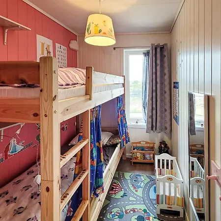 度假居 In With Wifi *